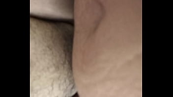 Cogiendome a gordita misionero piernas abiertas sin condon