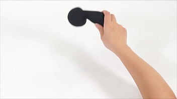 セルフで手放しアナルプレイが可能なアナルバイブ。前傾シャフトとナカもソトも震わせる振動がヤバい! セルフで手放しアナルプレイが可能なアナルバイブ。前傾シャフトとナカもソトも震わせる振動がヤバい!