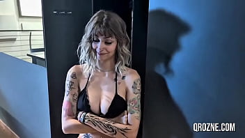 Quando a meia irmã é tão gostosa que simplesmente não dá pra resi janylavigne