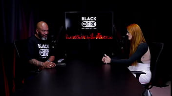 A menina gozou na primeira vez foi na festa achando que o cara que estava curtindo era gay mas bella ruiva watch sheer red