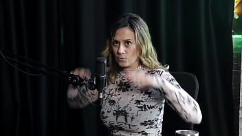 é bom experimentar para saber do que gosta tem que se entender o corpo e falou dos seus projetos para lançamentos angélica morango watch sheer red