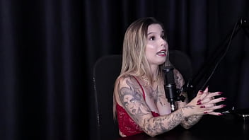 é bom experimentar para saber do que gosta tem que se entender o corpo e falou dos seus projetos para lançamentos angélica morango watch sheer red