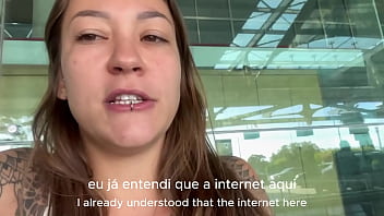 Damiana brasileira safada pela europa lavando carro sem calcinha ep1