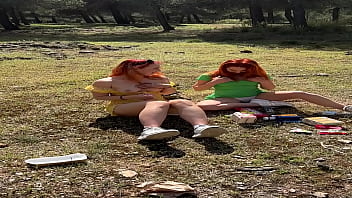 Picnic with my girlfriend in forest and leave lots of trash