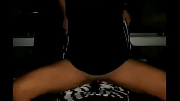 Putita chloe se corre con dildo