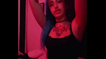 Caliente perra te pondra la verga dura