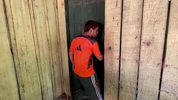 Comi a fantasma na casa assombrada no halloween