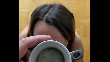 Quand je propose de venir boire un café a la maison aimerais tu être à