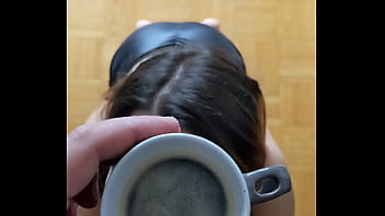 Quand je propose de venir boire un café a la maison aimerais tu être à