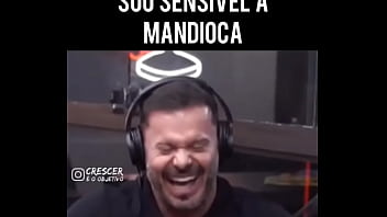 Ele admitiu que gosta disso