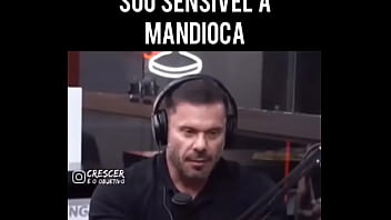 Ele admitiu que gosta disso