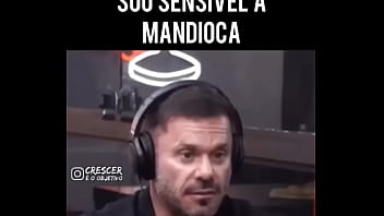 Ele admitiu que gosta disso