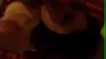 Como lo chupa esta perrita