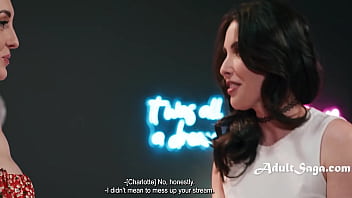 The neck massage that got her to stop streaming and start screaming