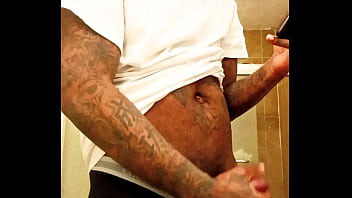 Youngstarbrazy makes his thick dick cum while watching hentai