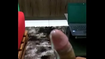 Derramando muito leite