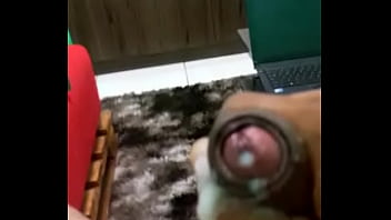 Derramando muito leite