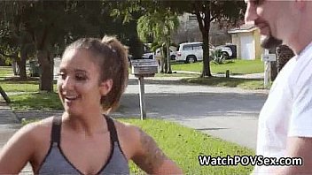 Bigtit neighbor teen blows dick