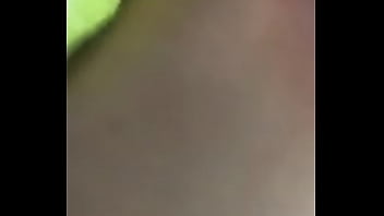 Tocándome hasta venirme y mojarme toda