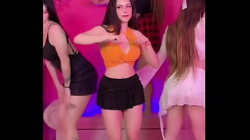 Puedes elegir solo a una bash girls comenta ⬇️ #bashgirls sanchanclau paoreyes2207 cheezecnz lan