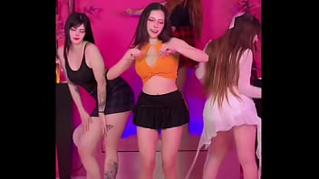 Puedes elegir solo a una bash girls comenta ⬇️ #bashgirls sanchanclau paoreyes2207 cheezecnz lan