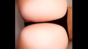 Slt ça va envie de découvrir une jeune coquine de 22 ans