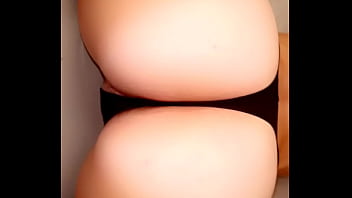 Slt ça va envie de découvrir une jeune coquine de 22 ans