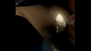 Chica chupando verga