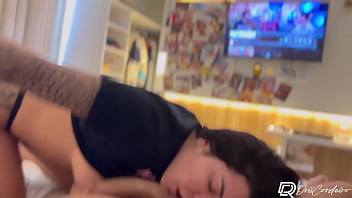 Safada casada sentou gostoso no cacete do dotado Safada casada sentou gostoso no cacete do dotado