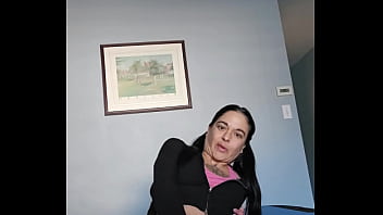 J'adore me toucher sensuellement emy angel