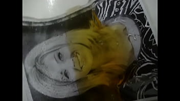 Pee on kate gosselin 3