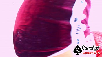 Esposa hotwife dançando com seu bumbum gigante