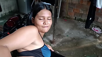 Closing A Deal With My Neighbor She Sells Me The Washing Machine And I Take The Opportunity To Fuck Her thumbnail