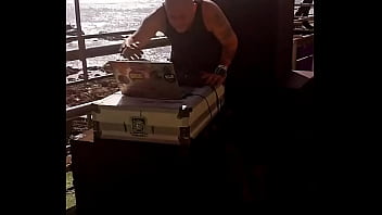 Ontem vivemos uma experiência muito especial toquei no trio do diadorim na parada lgbtqiapn também tivemos pela prime