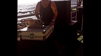 Ontem vivemos uma experiência muito especial toquei no trio do diadorim na parada lgbtqiapn também tivemos pela prime