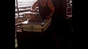 Ontem vivemos uma experiência muito especial toquei no trio do diadorim na parada lgbtqiapn também tivemos pela prime