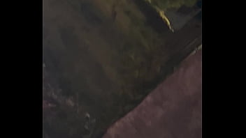 Un petit renard plein de vidéos ou je me caresse et ejacule sur mon profils