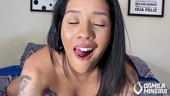 Sinto tesão quando um estranho goza em mim roleplay