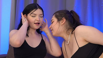 Two babes and one blond guy and his naughty fingers