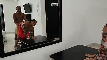 Padrastro e hijastra comparten cama y terminan teniendo sexo intenso espero que no quede embarazada Padrastro e hijastra comparten cama y terminan teniendo sexo intenso espero que no quede embarazada