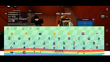 Eu entro em um jogo de porno faço sexo com uma jogadora e os caras nos viram