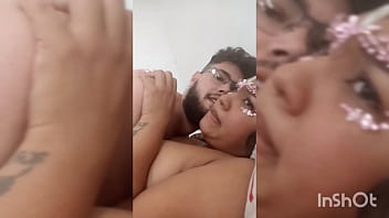 No voy más al trabajo ahora venderé mi culito