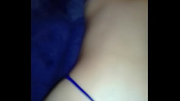 Culona lo hace venirse y gemir