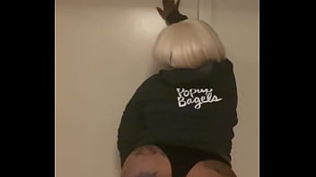 I am the opposite of this lol but i sure do like the hoodie