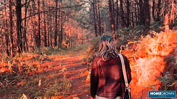 Scarlett taylor and stephan rogers can't help fucking outdoors