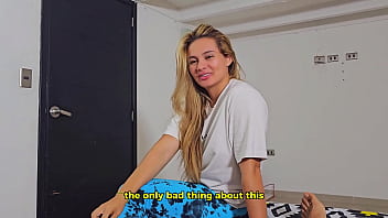 El hijastro de mi mejor amiga me seduce cuando llego del gym