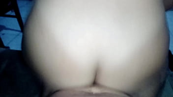 Consegui comer a loira gostosa bunduda do trabalho mas ninguém pode saber cabelo grande cintura fina adora ser vaqueira muita vontade de foder a buceta amador real brasileira bunda grande