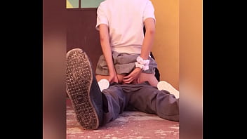 Sexo anal en la escuela hacen su primer sexo anal en publico alumnos follando por el culo en la escuela sexo amateur a escondidas en horas de clase