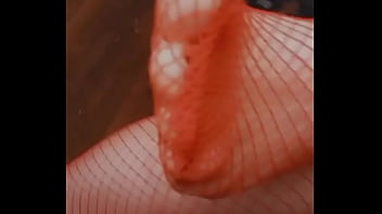 ça me va bien les bas resille rouges