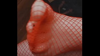 ça me va bien les bas resille rouges